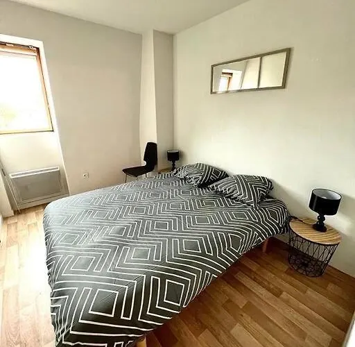 Grand Appartement, Calme, Proche Centre-ville Apartment *